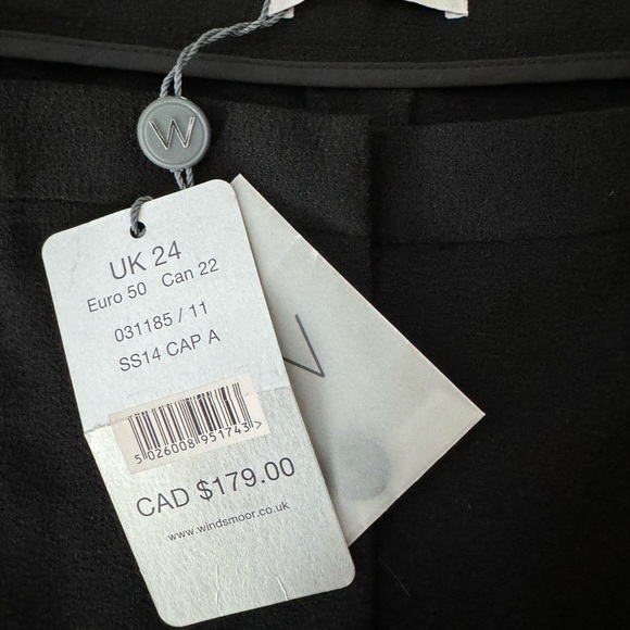 Windsmoor Black Pleated Slacks - Picture 2 of 4